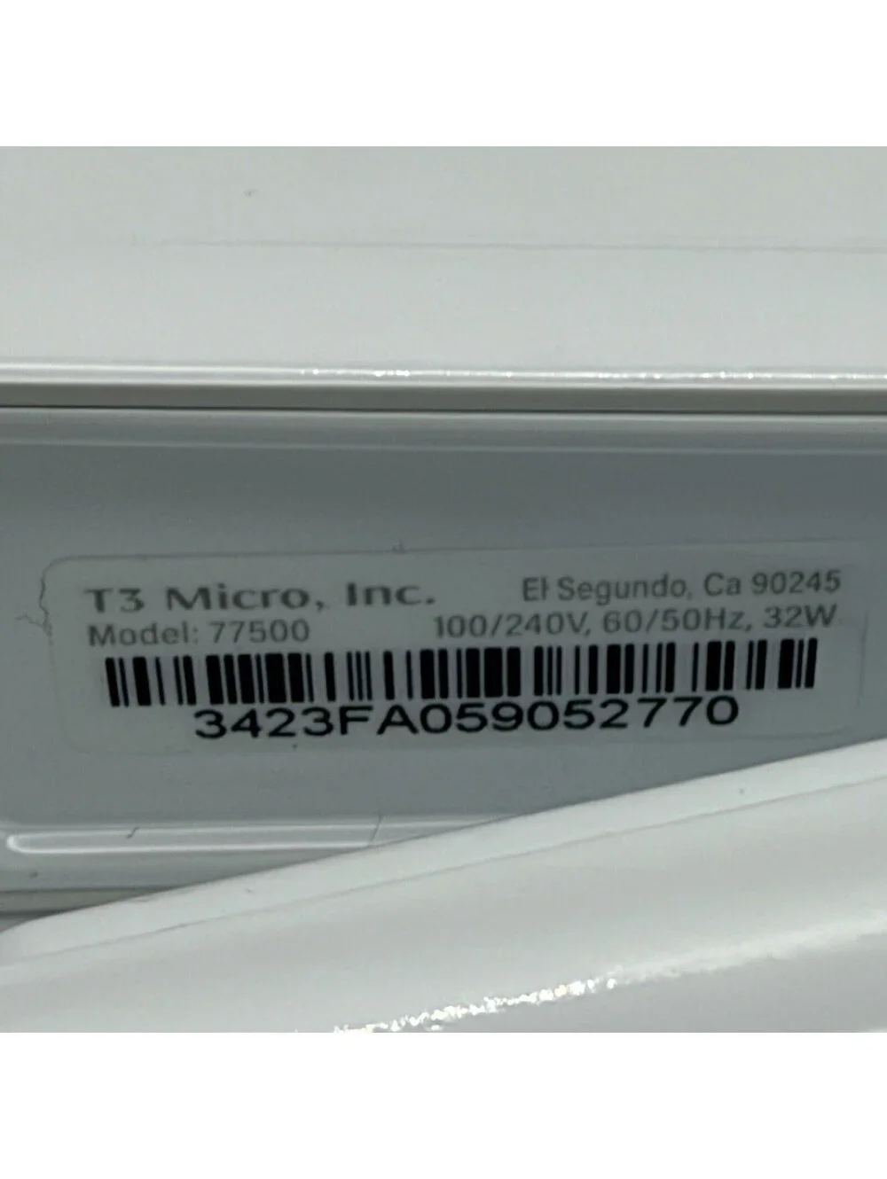 T3 SinglePass Compact Flat Iron Hair Straightener Model 77500 White Tested